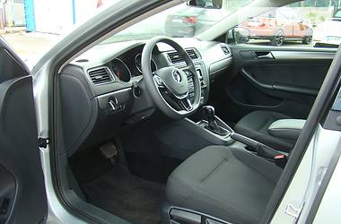 Седан Volkswagen Jetta 2015 в Киеве