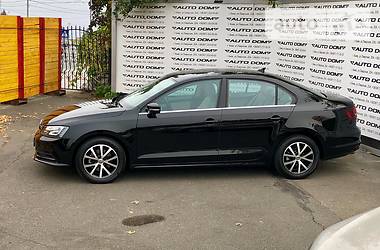 Седан Volkswagen Jetta 2017 в Киеве