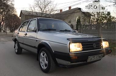 Седан Volkswagen Jetta 1988 в Черновцах