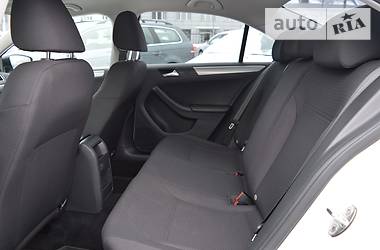 Седан Volkswagen Jetta 2016 в Киеве