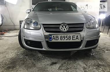 Седан Volkswagen Jetta 2006 в Могилев-Подольске