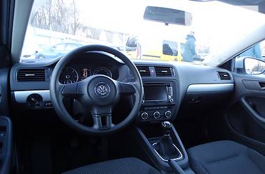 Седан Volkswagen Jetta 2012 в Днепре