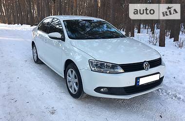 Седан Volkswagen Jetta 2014 в Киеве