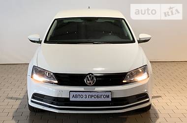 Седан Volkswagen Jetta 2016 в 