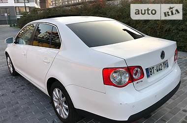 Седан Volkswagen Jetta 2009 в Луцке