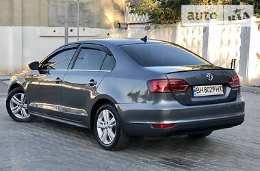 Седан Volkswagen Jetta 2013 в Одессе