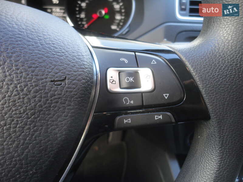 Седан Volkswagen Jetta 2014 в Запоріжжі