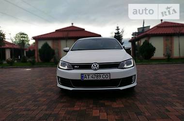 Седан Volkswagen Jetta 2013 в Ивано-Франковске