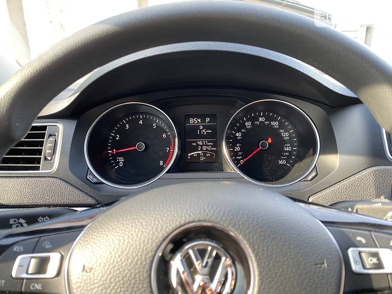 Седан Volkswagen Jetta 2017 в Івано-Франківську