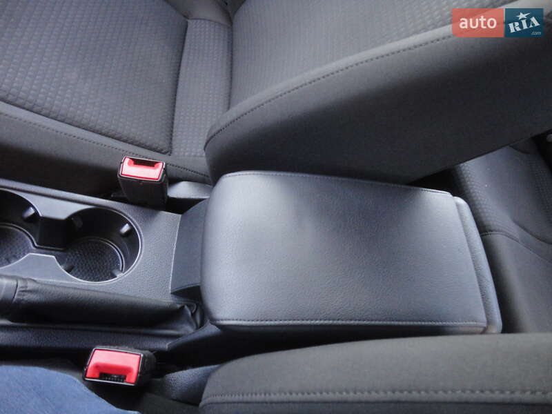 Седан Volkswagen Jetta 2014 в Запоріжжі