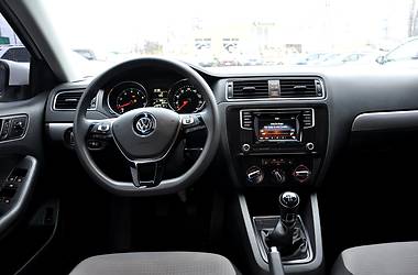 Седан Volkswagen Jetta 2017 в 