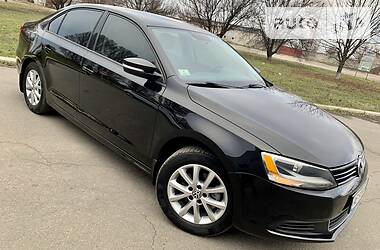Седан Volkswagen Jetta 2012 в 