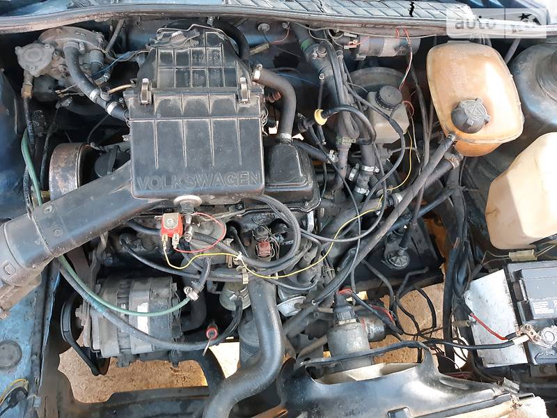 Седан Volkswagen Jetta 1989 в Рівному