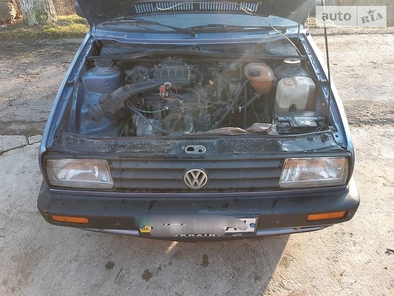 Седан Volkswagen Jetta 1989 в Рівному