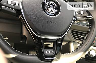 Седан Volkswagen Jetta 2018 в 