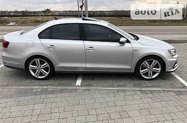 Хетчбек Volkswagen Jetta 2016 в 