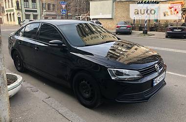 Седан Volkswagen Jetta 2011 в 