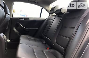 Седан Volkswagen Jetta 2015 в 