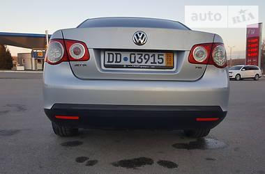 Седан Volkswagen Jetta 2007 в 