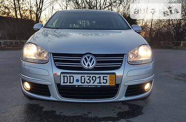 Седан Volkswagen Jetta 2007 в 