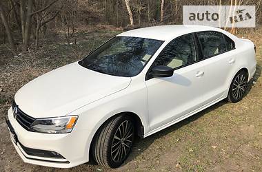 Седан Volkswagen Jetta 2016 в 