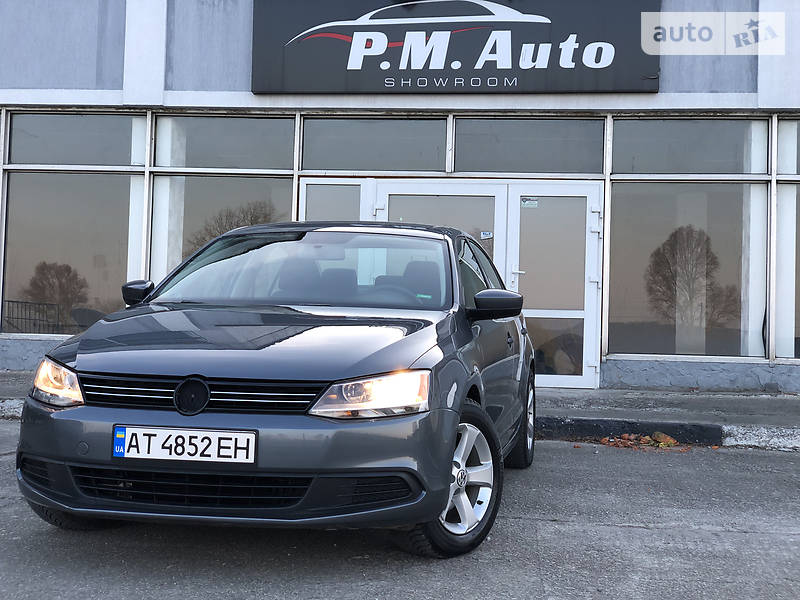 Седан Volkswagen Jetta 2012 в Івано-Франківську