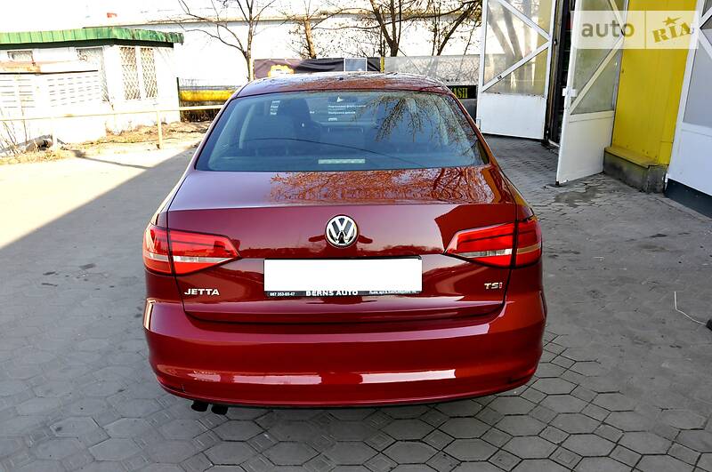 Седан Volkswagen Jetta 2017 в Львові