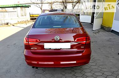Седан Volkswagen Jetta 2017 в 