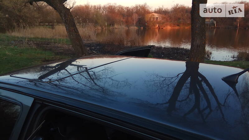 Хетчбек Volkswagen Jetta 1990 в П'ятихатках