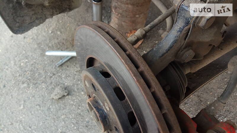 Хетчбек Volkswagen Jetta 1990 в П'ятихатках