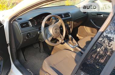 Седан Volkswagen Jetta 2014 в 
