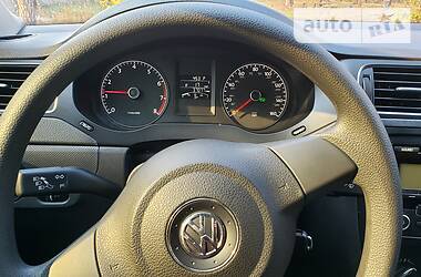 Седан Volkswagen Jetta 2014 в 