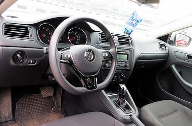 Седан Volkswagen Jetta 2014 в 