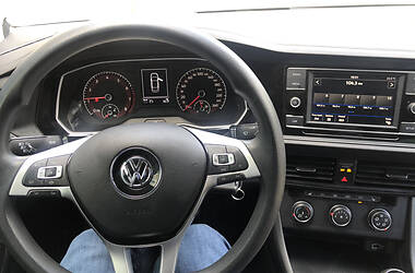 Седан Volkswagen Jetta 2019 в Ивано-Франковске