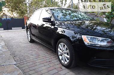 Седан Volkswagen Jetta 2011 в 