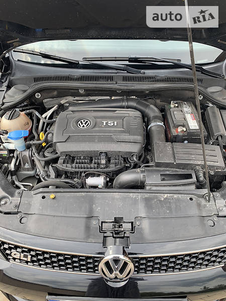 Седан Volkswagen Jetta 2014 в Києві