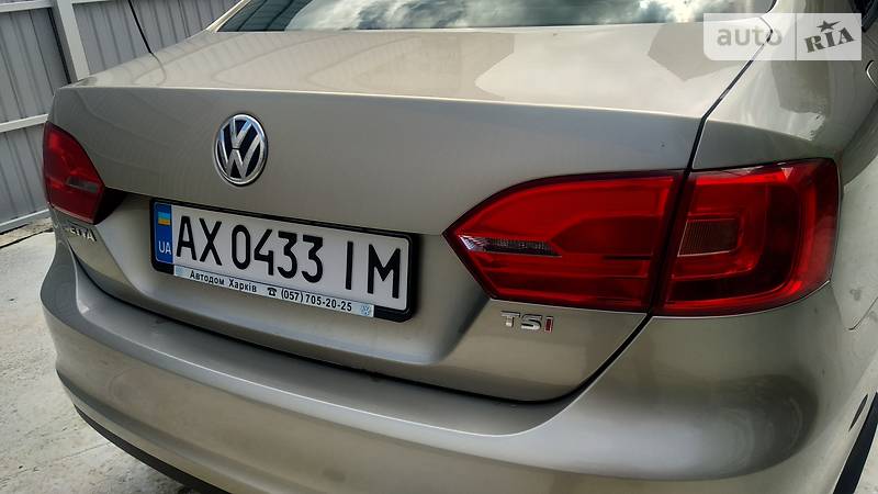 Седан Volkswagen Jetta 2012 в Харкові