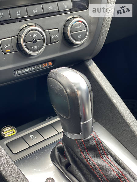 Седан Volkswagen Jetta 2014 в Києві