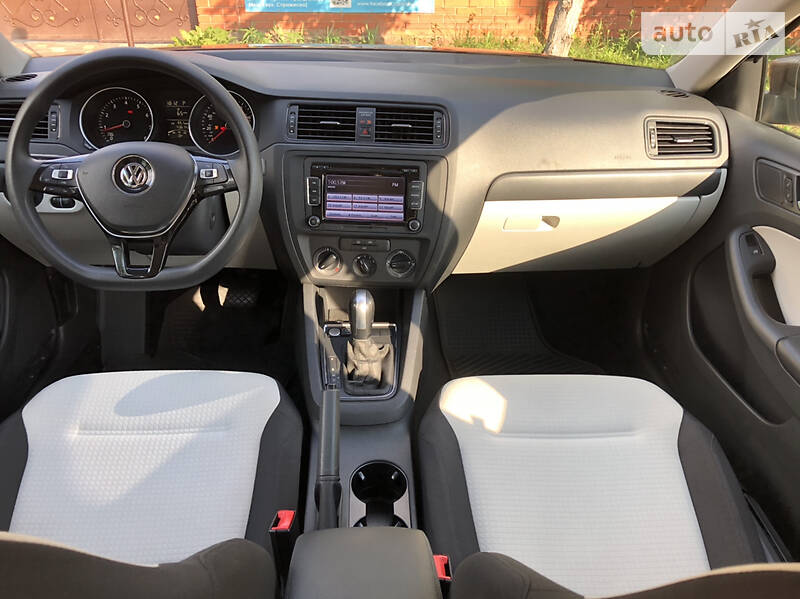 Седан Volkswagen Jetta 2014 в Ірпені