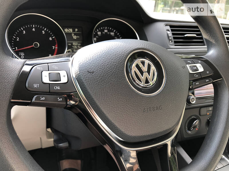 Седан Volkswagen Jetta 2014 в Ірпені
