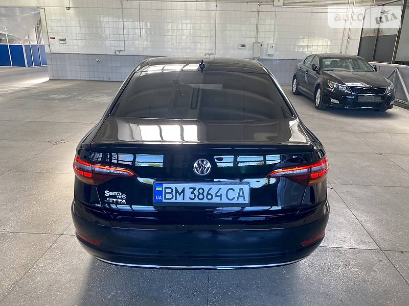 Седан Volkswagen Jetta 2018 в Сумах