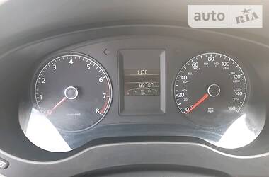 Седан Volkswagen Jetta 2014 в 