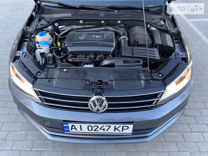 Седан Volkswagen Jetta 2015 в Києві