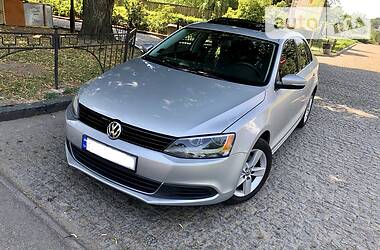 Седан Volkswagen Jetta 2013 в Полтаве