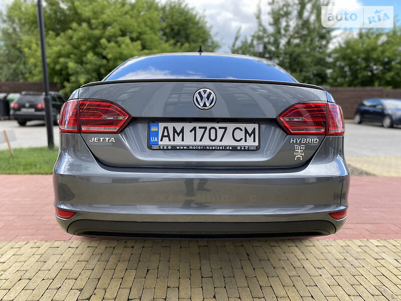 Седан Volkswagen Jetta 2013 в Києві