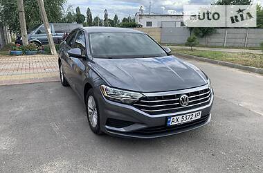 Седан Volkswagen Jetta 2019 в Харькове