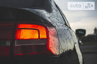 Седан Volkswagen Jetta 2015 в 