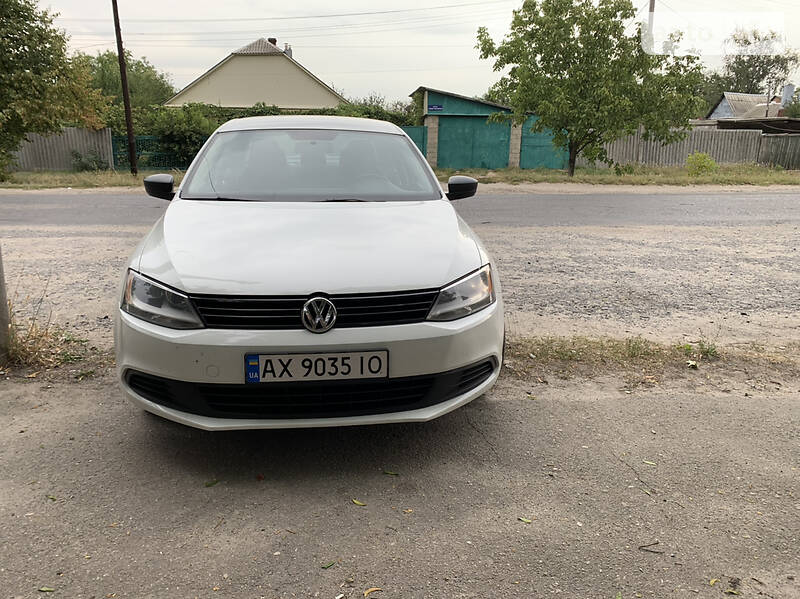 Седан Volkswagen Jetta 2014 в Харкові
