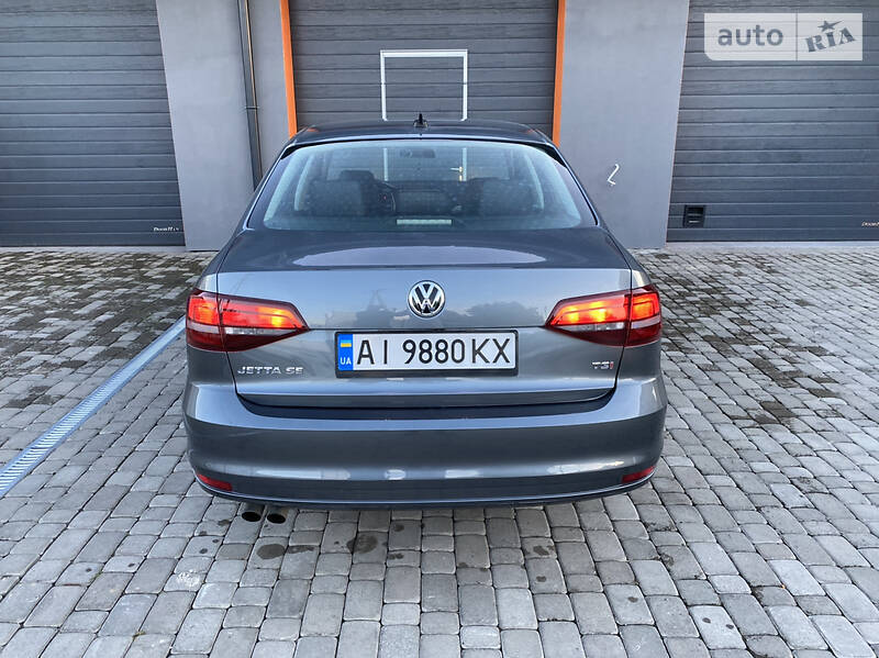Седан Volkswagen Jetta 2016 в Києві