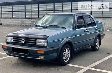 Седан Volkswagen Jetta 1990 в 